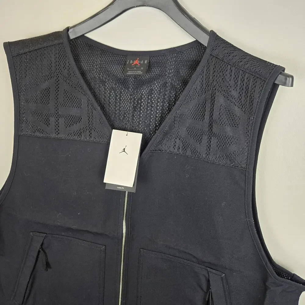 Jordan Essentials Black Men’s Utility Vest Sz XL NWT MSP $140 GORPCORE MOTO HIKE